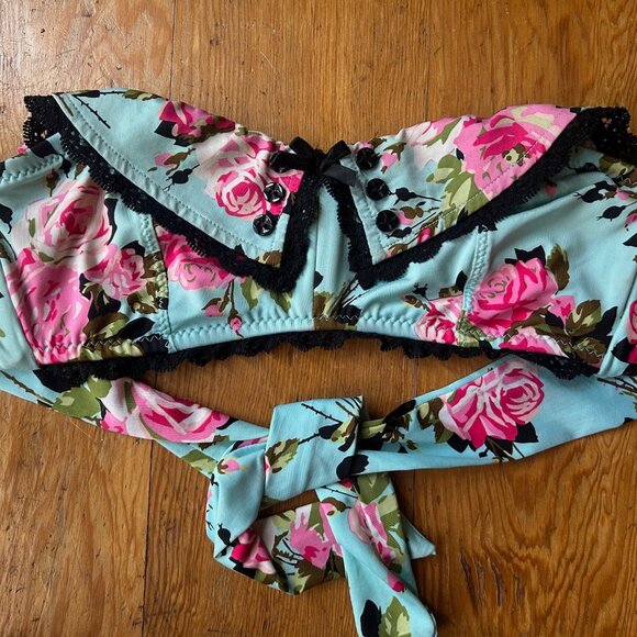 Betsey Johnson Y2K Floral Halter Top Bikini - Picture 4 of 9